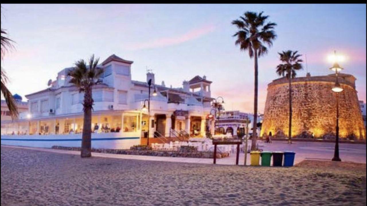 Mi Capricho Beachfront- 9D Apartment With Sea Views - Costa Del Sol 라칼라데미야스 외부 사진